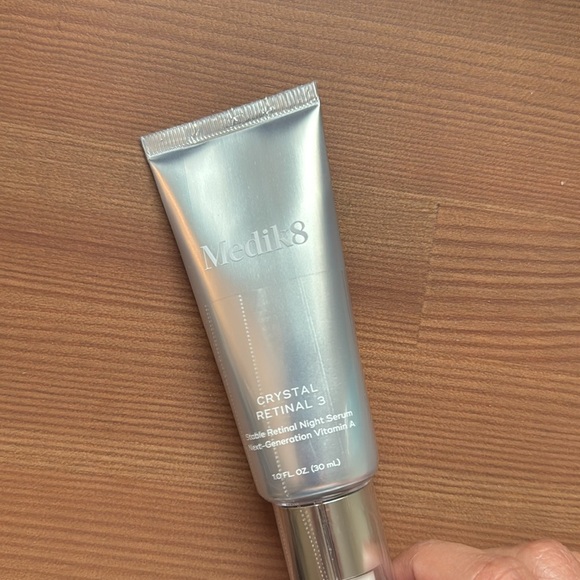 Medik8 Crystal Retinal 3 Serum 30ml - Picture 2 of 2